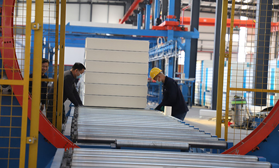 Production of cold storage panels