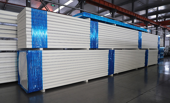 Polyurethane insulation panel